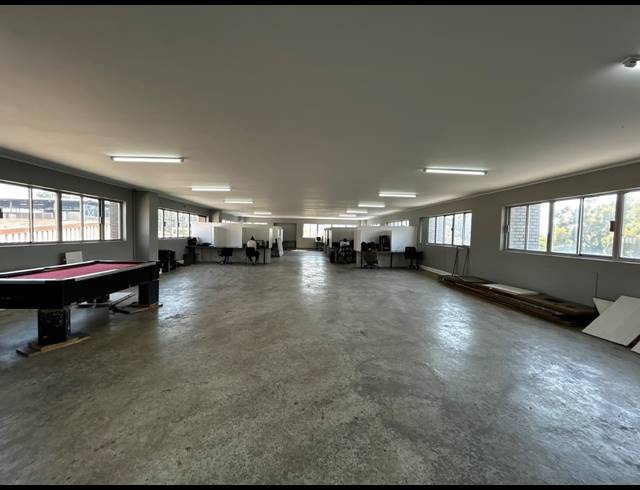 360M² WAREHOUSE TO LET IN WYNBERG